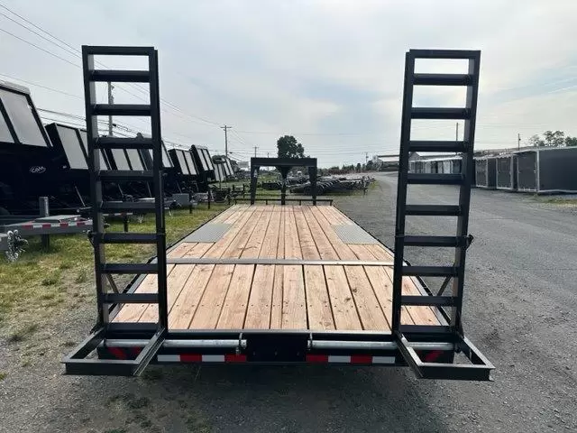 BWise 8.5 x 24 Gooseneck Equipment Trailer Ladder Ramps - Image 6