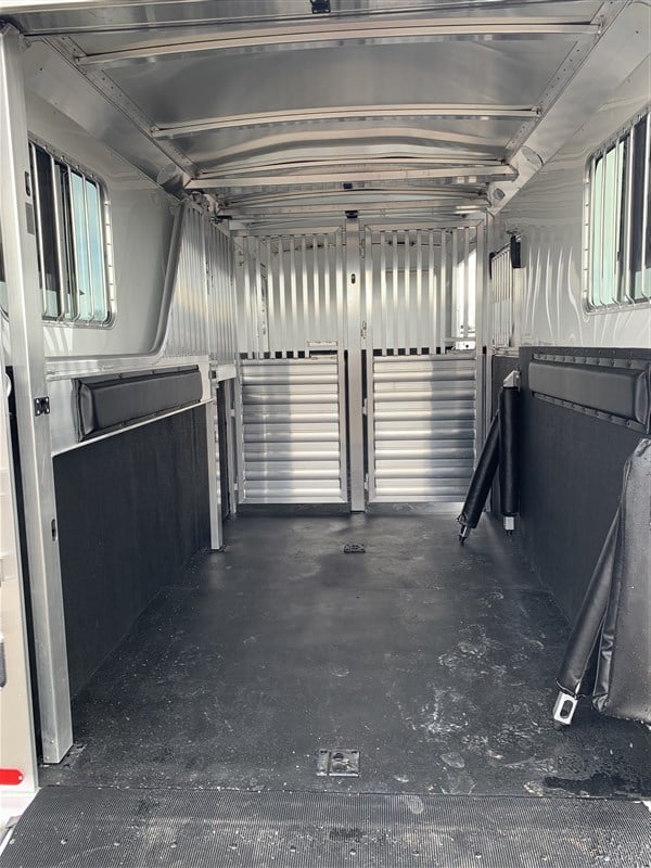 2024 4 Star 2+1 Warmblood Horse Trailer - Image 21