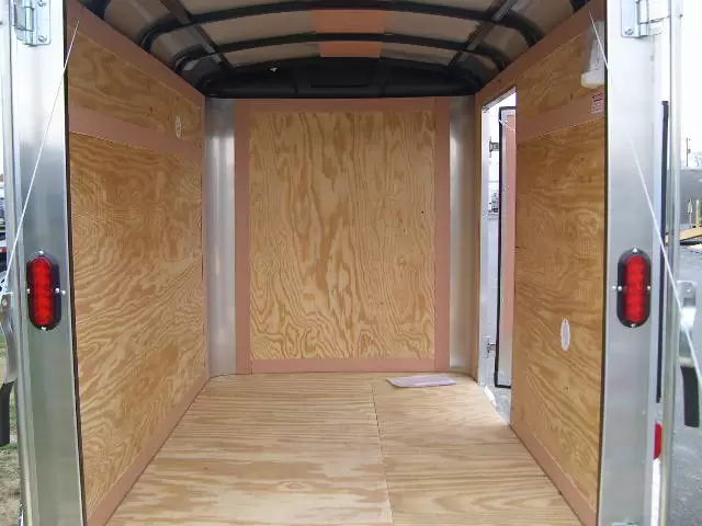 Homesteader 5 x 8 Enclosed Cargo Trailer Ramp Door - Image 4