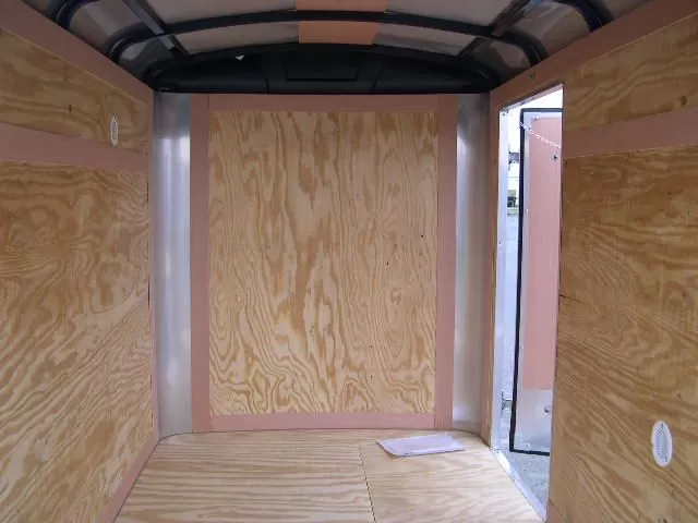 Homesteader 5 x 8 Enclosed Cargo Trailer Ramp Door - Image 6